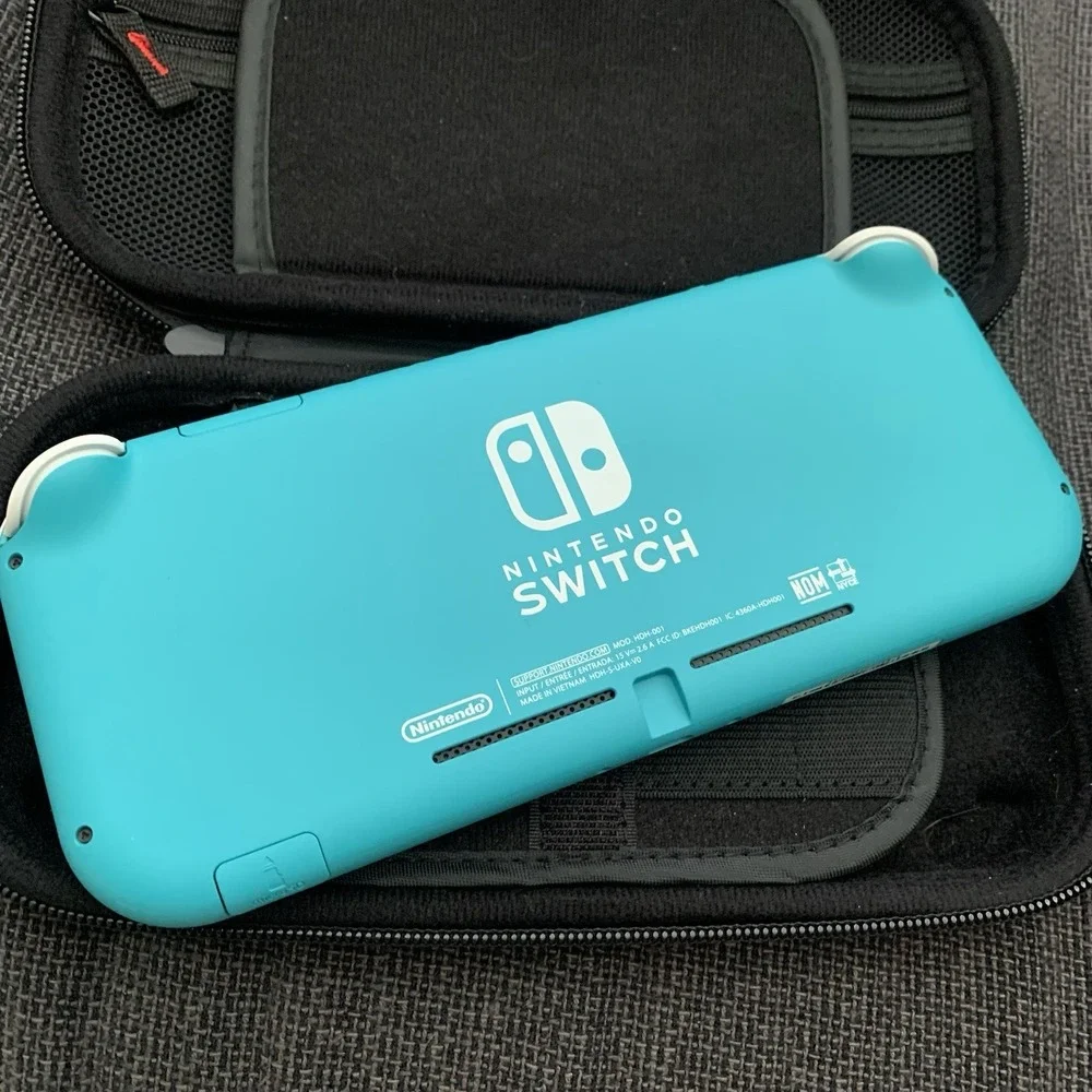Nintendo Switch Lite 32GB Console - Turquoise With Case